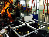 焊接机器人-丝网铝框
